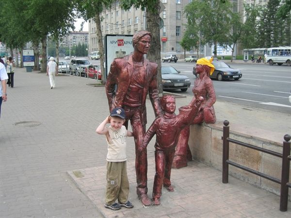 -  www.RzhuNeMogu.ru  46602